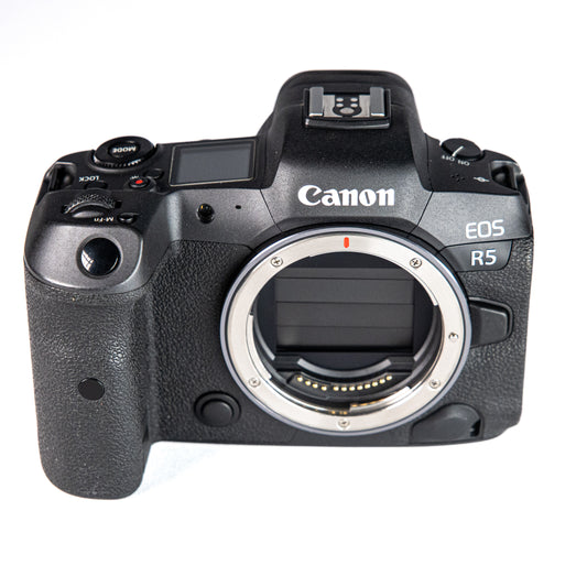 Canon EOS R10 + RF-S 18-45mm F4.5-6.3 IS STM Kit - Usato